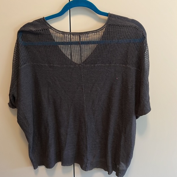 Inhabit short sleeve sweater - Picture 2 of 2